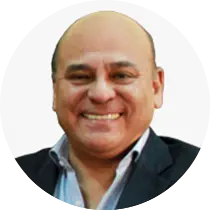 Lic. César Campos - Perú