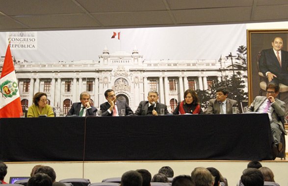 Minería y reto del desarrollo sostenible, Cámara Minera participa de foro