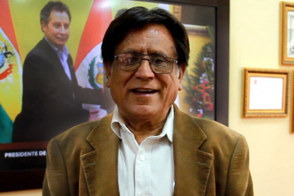 Director de Geología plantea actualización de planos geológicos