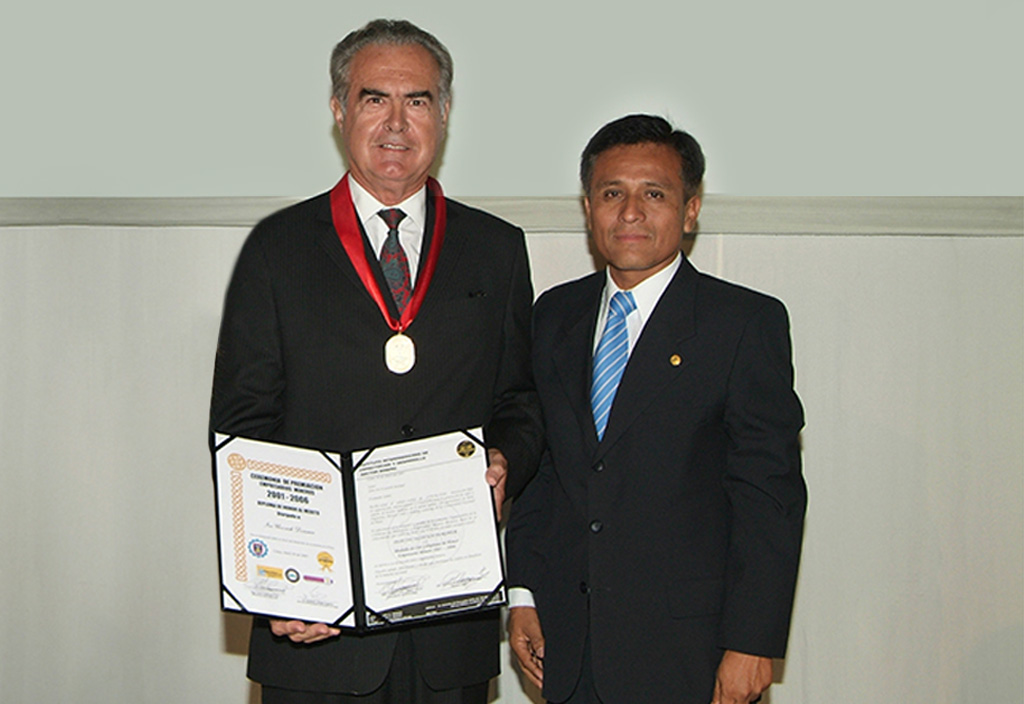 Recordamos el reconocimiento a Ivo Ucovich, empresario minero de indiscutible constancia y disciplina