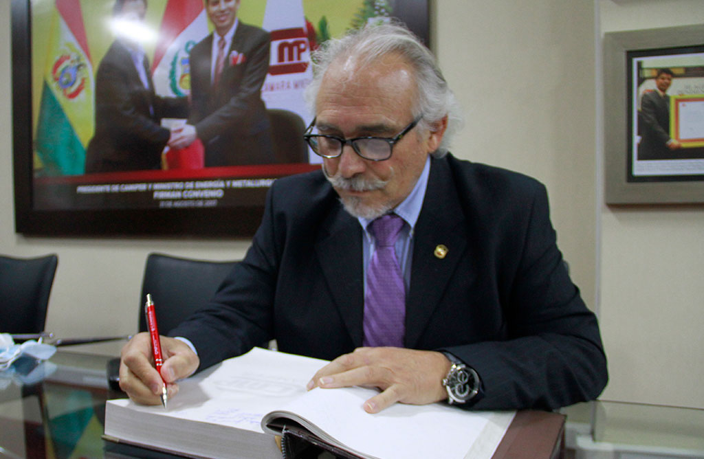 PhD Leonardo Cornejo es ratificado como Presidente del Comité Técnico Consultivo